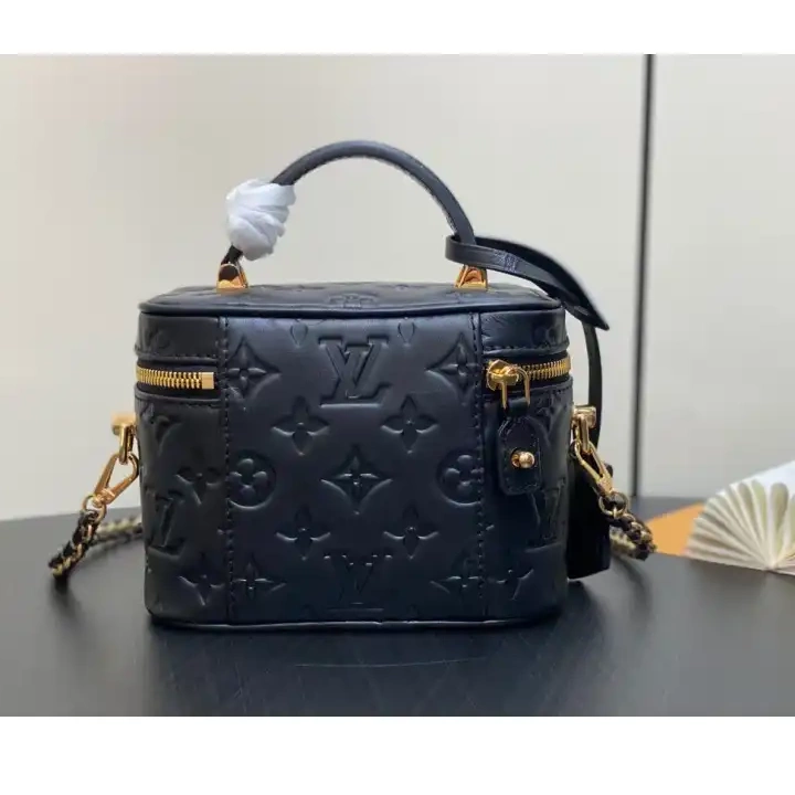 LV 2409YA0180 Bags 0602